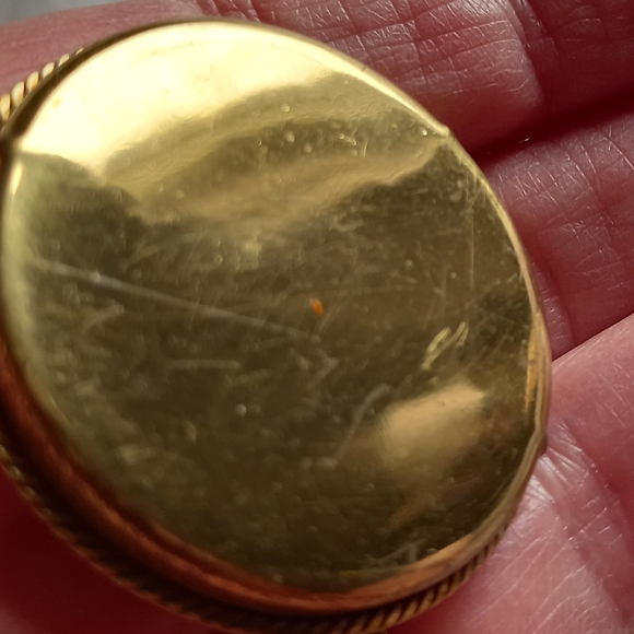 Vintage Floral Petit Point Pin, Needlepoint, Jewelry Trinket box - Picture 4 of 6